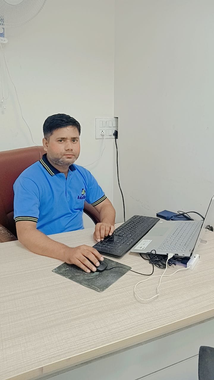 krishan Dev - Digital Marketer